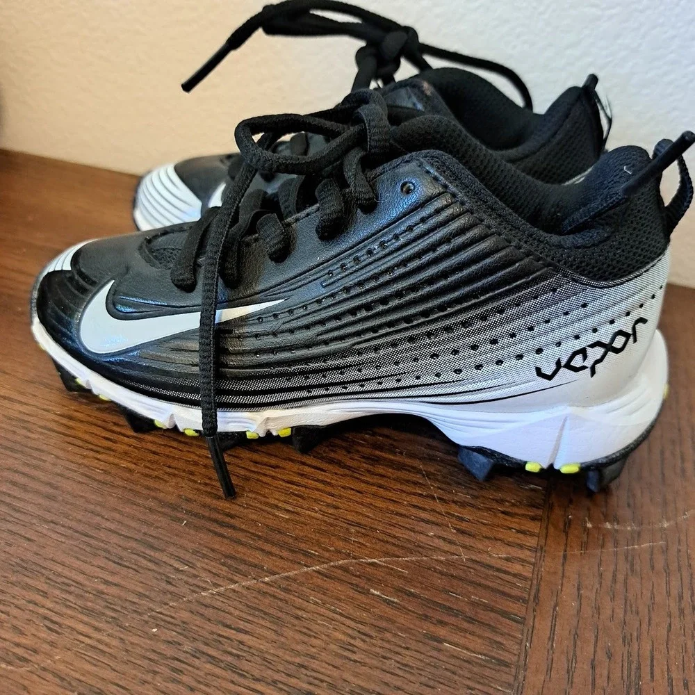 Nike Vapor Ultrafly Keystone Kids Baseball Cleats Black White 844862-010 10C